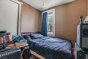 43 Maitland Pl, Garfield, NJ 07026 - Photo 15