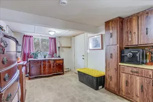 43 Maitland Pl, Garfield, NJ 07026 - Photo 5