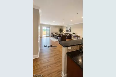 15-19 Tichenor Ln #205, Newark, NJ 07114 - Photo 5