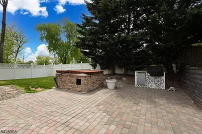 13 Forest Ln, Green Brook Township, NJ 08812 - Photo 29