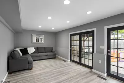 13 Forest Ln, Green Brook Township, NJ 08812 - Photo 25