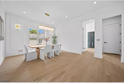 52 Congressional Pkwy, Livingston, NJ 07039 - Photo 5