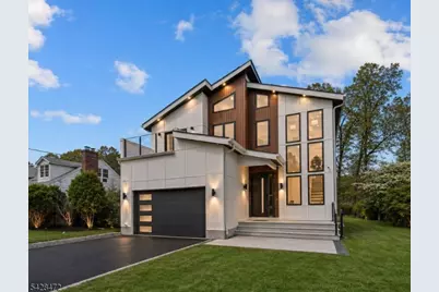 52 Congressional Pkwy, Livingston, NJ 07039 - Photo 1
