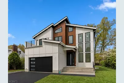 52 Congressional Pkwy, Livingston, NJ 07039 - Photo 31