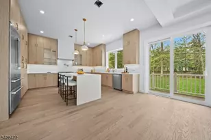 52 Congressional Pkwy, Livingston, NJ 07039 - Photo 11