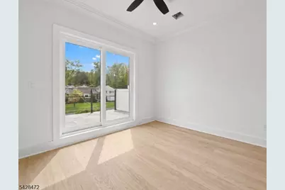 52 Congressional Pkwy, Livingston, NJ 07039 - Photo 27