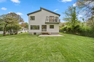 52 Congressional Pkwy, Livingston, NJ 07039 - Photo 45
