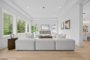 52 Congressional Pkwy, Livingston, NJ 07039 - Photo 9