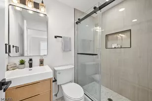 415 Mt Prospect Ave, Clifton, NJ 07012 - Photo 17