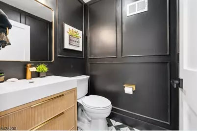 415 Mount Prospect Ave, Clifton, NJ 07012 - Photo 13