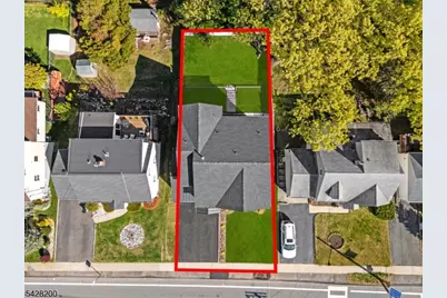 415 Mount Prospect Ave, Clifton, NJ 07012 - Photo 3