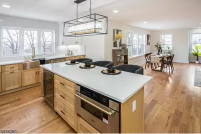 415 Mount Prospect Ave, Clifton, NJ 07012 - Photo 3
