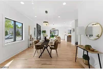 95 Huron Ave, Clifton, NJ 07013 - Photo 7