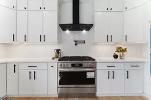 95 Huron Ave, Clifton, NJ 07013 - Photo 17