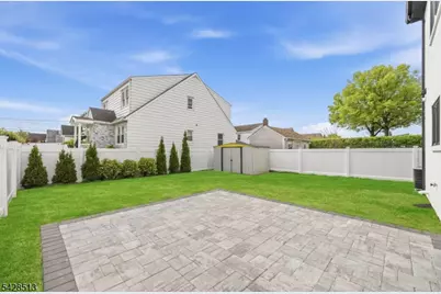 95 Huron Ave, Clifton, NJ 07013 - Photo 39