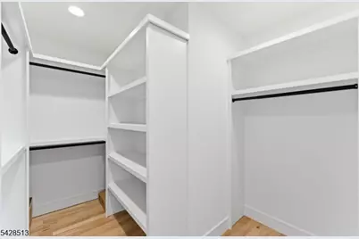 95 Huron Ave, Clifton, NJ 07013 - Photo 35