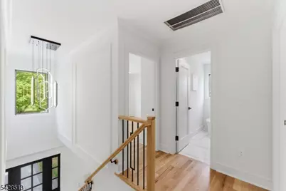 95 Huron Ave, Clifton, NJ 07013 - Photo 21