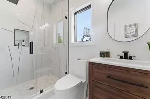 95 Huron Ave, Clifton, NJ 07013 - Photo 19