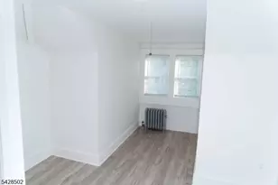 518 Monroe St, Orange, NJ 07050 - Photo 7