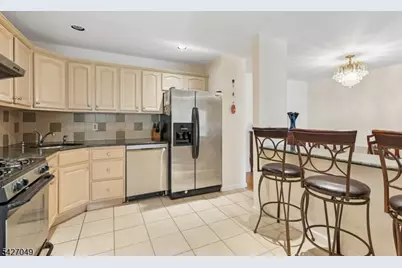 45 Colton Cir, West Orange Township, NJ 07052 - Photo 3
