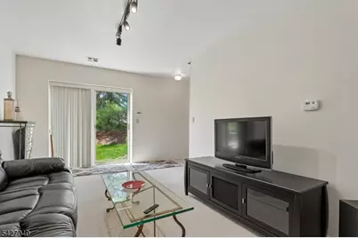45 Colton Cir, West Orange Township, NJ 07052 - Photo 13