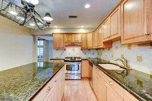 7 Matthew Rd, Wayne, NJ 07470 - Photo 17