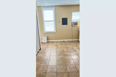 321 John St, Harrison, NJ 07029 - Photo 5