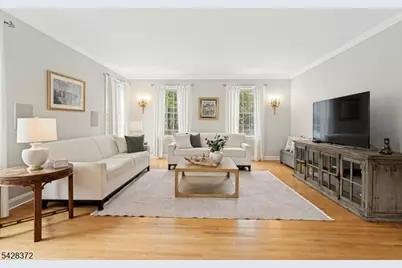 16 Lenape Trail, Montclair, NJ 07043 - Photo 7