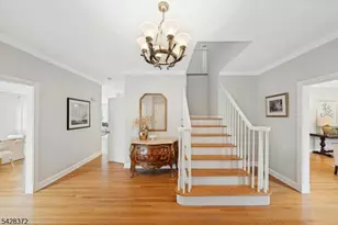 16 Lenape Trail, Montclair, NJ 07043 - Photo 3