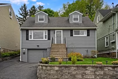 54 Phoenix Ave, Morristown, NJ 07960 - Photo 1