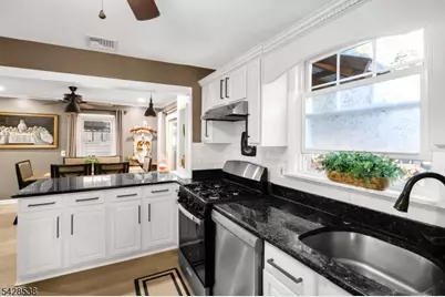 120 Livingston Rd, Linden, NJ 07036 - Photo 7