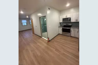 70 W Grand #17, Elizabeth, NJ 07202 - Photo 3