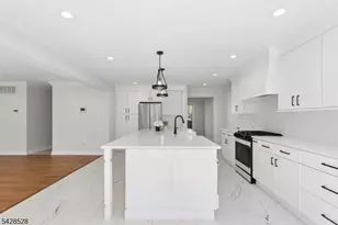 49 Hall Dr, Clark Township, NJ 07066 - Photo 19