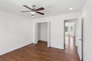 49 Hall Dr, Clark Township, NJ 07066 - Photo 21