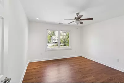 49 Hall Dr, Clark Township, NJ 07066 - Photo 39
