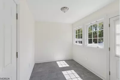 49 Hall Dr, Clark Township, NJ 07066 - Photo 17