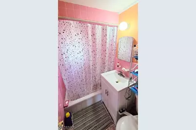 7 Barnard Pl, North Arlington, NJ 07031 - Photo 13