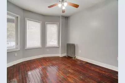 564 Sanford Ave, Newark, NJ 07106 - Photo 7