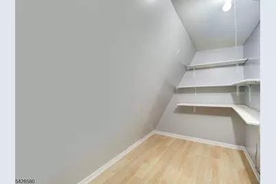564 Sanford Ave, Newark, NJ 07106 - Photo 21