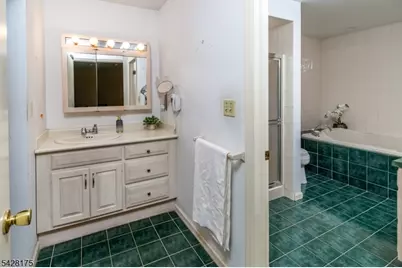 19 Floral Rd, Raritan Township, NJ 08822 - Photo 19
