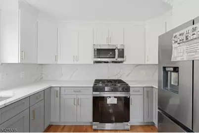 271 Schley St, Newark, NJ 07112 - Photo 31
