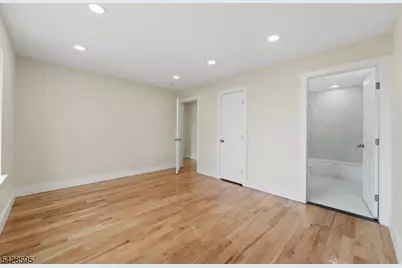 271 Schley St, Newark, NJ 07112 - Photo 33