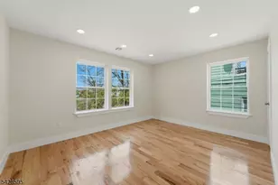 271 Schley St, Newark, NJ 07112 - Photo 35