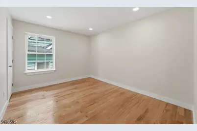 271 Schley St, Newark, NJ 07112 - Photo 39