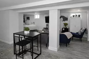 146 Poplar St, Ridgefield, NJ 07660 - Photo 9