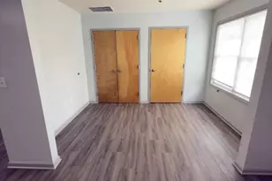 519 Chestnut St, Roselle, NJ 07203 - Photo 3