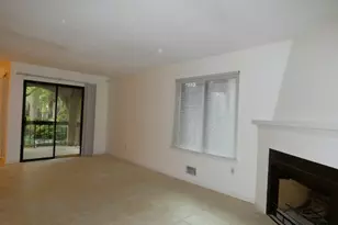55 Smith St, Perth Amboy, NJ 08861 - Photo 5