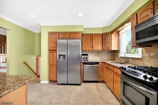 579 Grove St, Rahway, NJ 07065 - Photo 9
