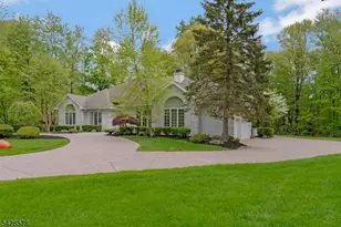 5 White Buck Run, Warren Township, NJ 07059 - Photo 1