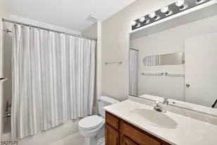 60 Wentworth Rd, Bedminster Township, NJ 07921 - Photo 9